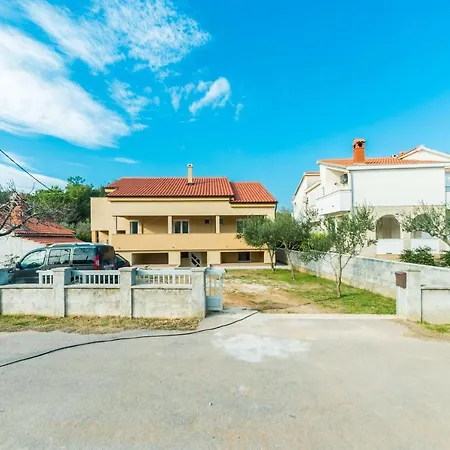 With A Parking Space Privlaka, Zadar - 14492 * 普利拉卡