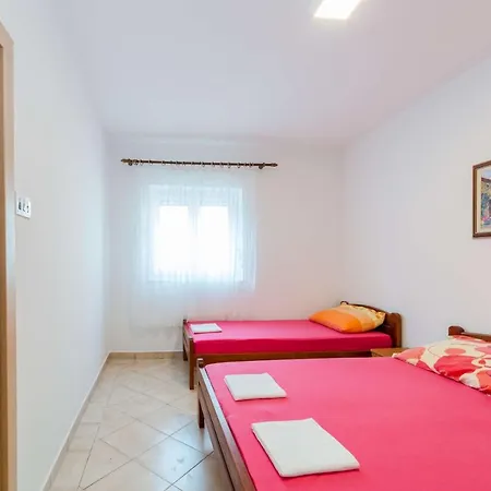 公寓 With A Parking Space Privlaka, Zadar - 14492 普利拉卡
